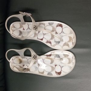 Size 8 Coach thong sandals